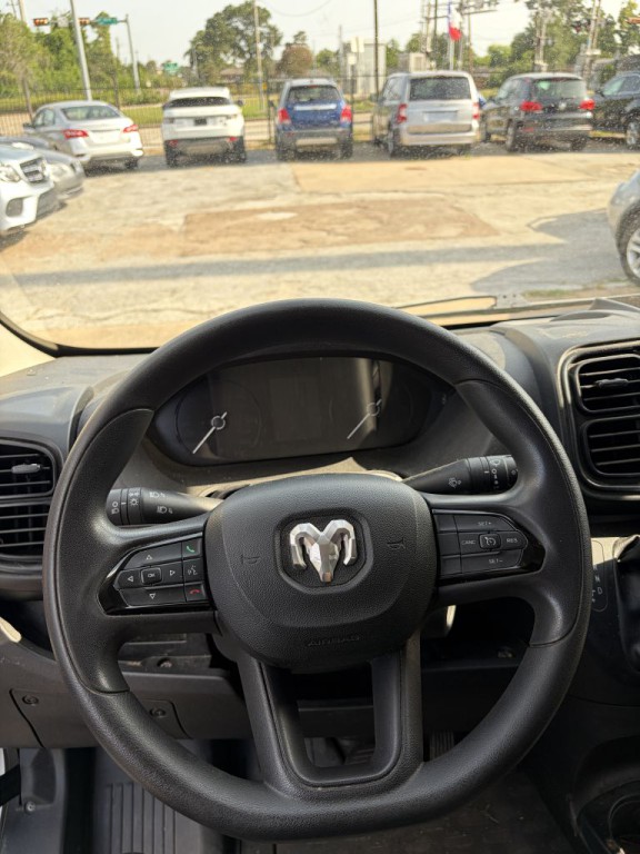 2023 RAM Promaster Image 3