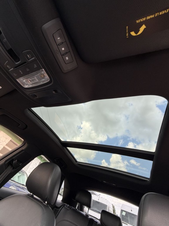 2016 Audi Q3 Image 38