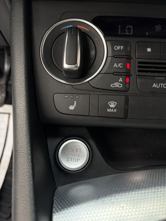 2016 Audi Q3 Image 51