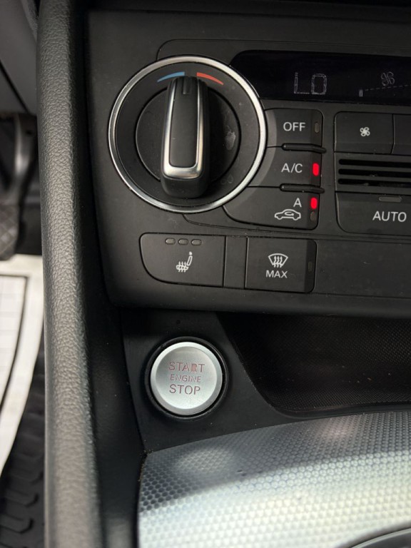 2016 Audi Q3 Image 52