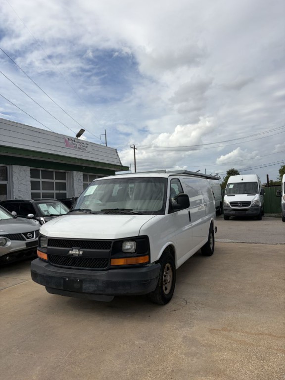 2006 Chevrolet Express Image 3