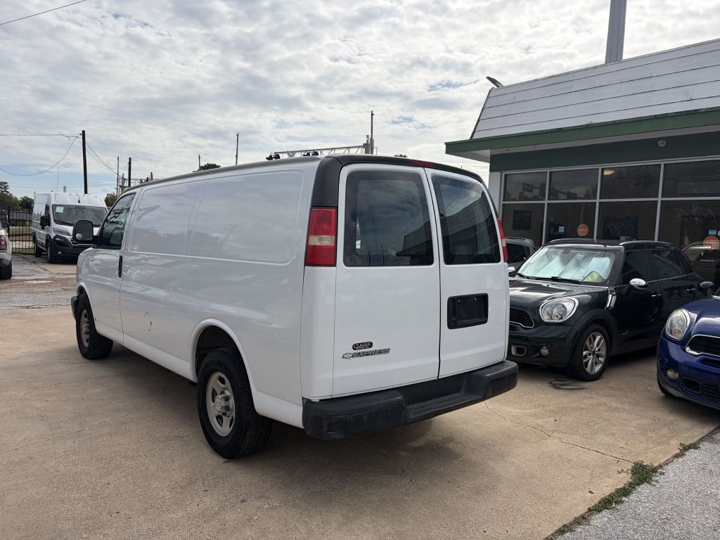 2006 Chevrolet Express Image 9