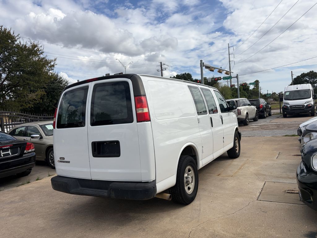 2006 Chevrolet Express Image 13