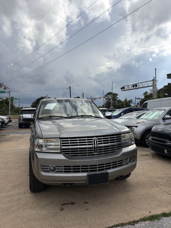 2008 Lincoln Navigator Image 6