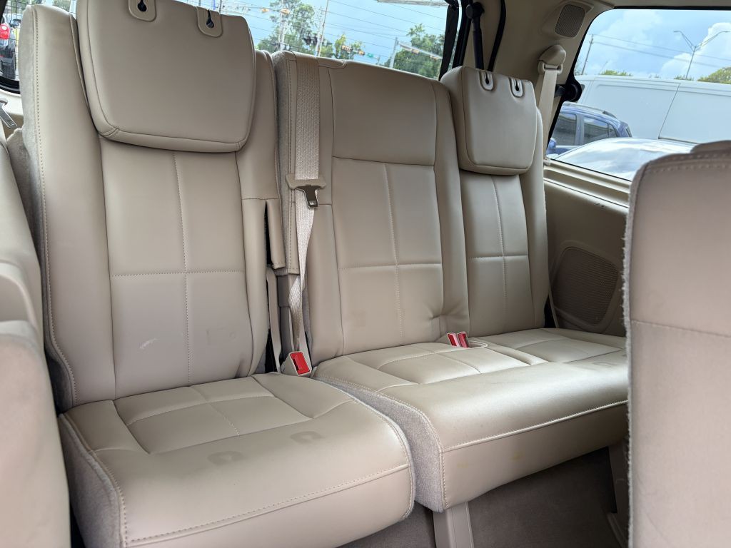 2008 Lincoln Navigator Image 8