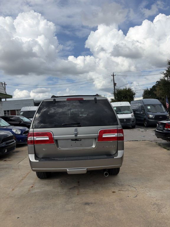 2008 Lincoln Navigator Image 23