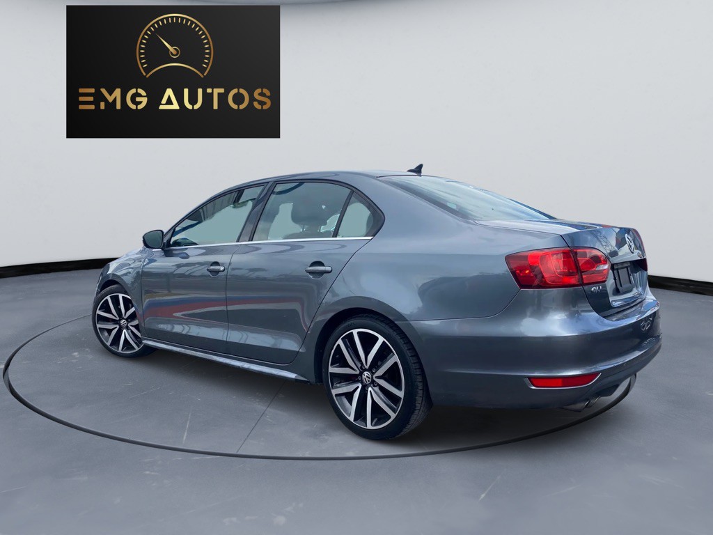 2012 Volkswagen Jetta Image 3