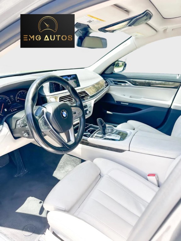 2018 BMW 7 Series Image 9