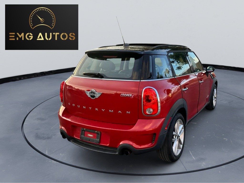 2014 MINI Cooper Image 2