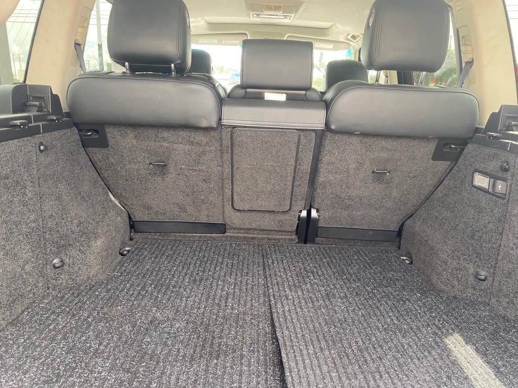 2010 Land Rover Range Rover Image 7