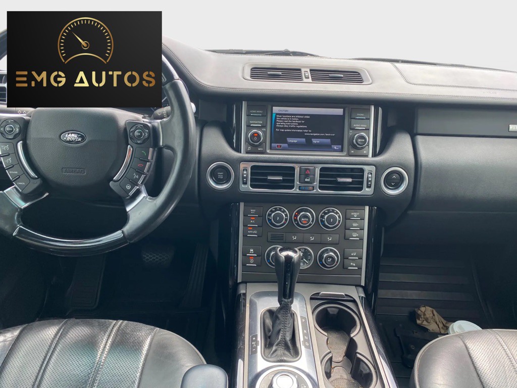 2010 Land Rover Range Rover Image 12