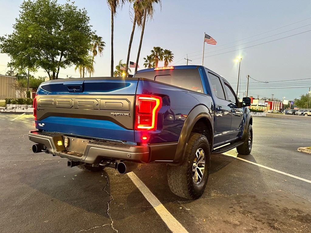 2017 Ford F-150 Image 4
