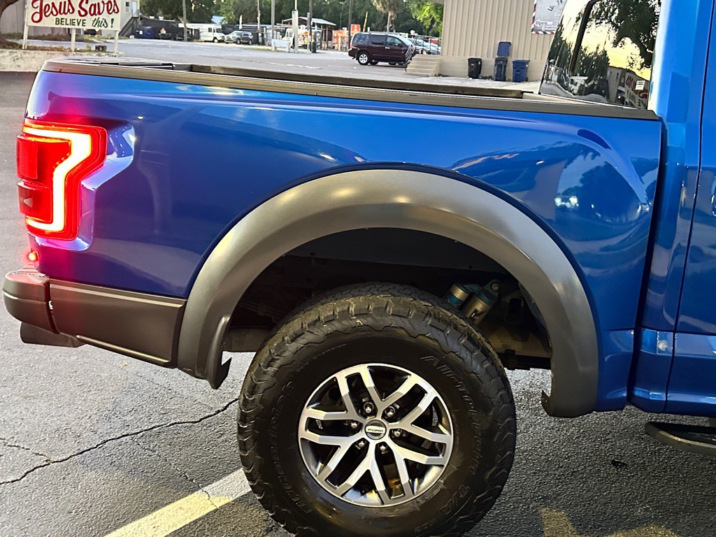 2017 Ford F-150 Image 6