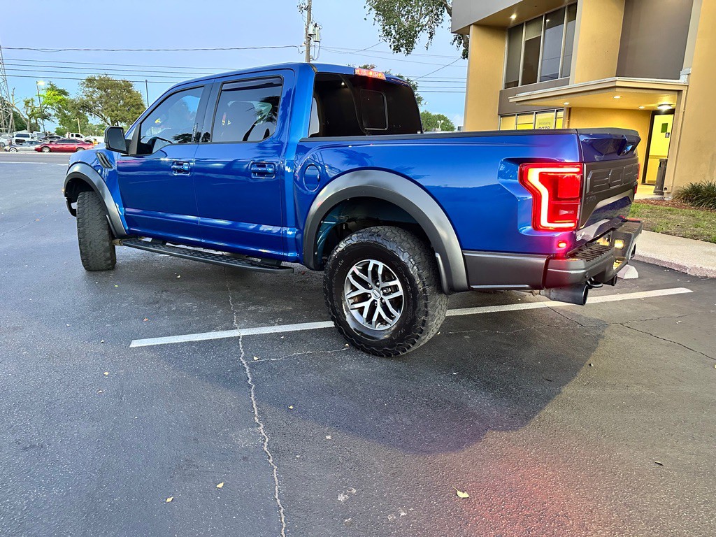 2017 Ford F-150 Image 10