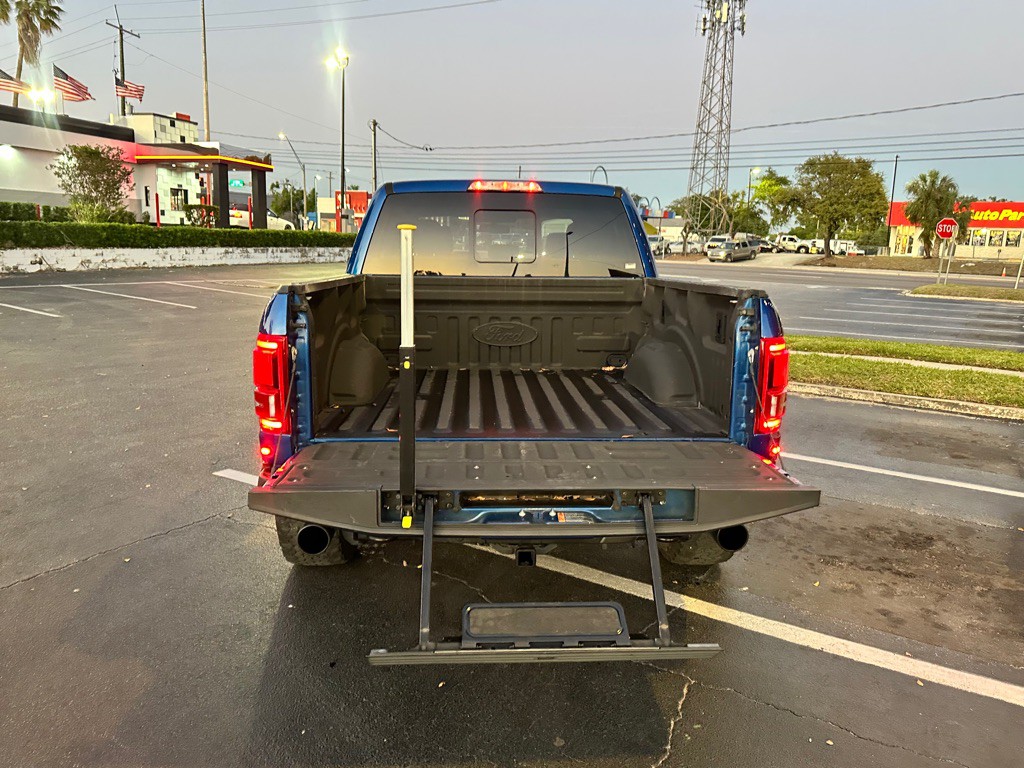 2017 Ford F-150 Image 15