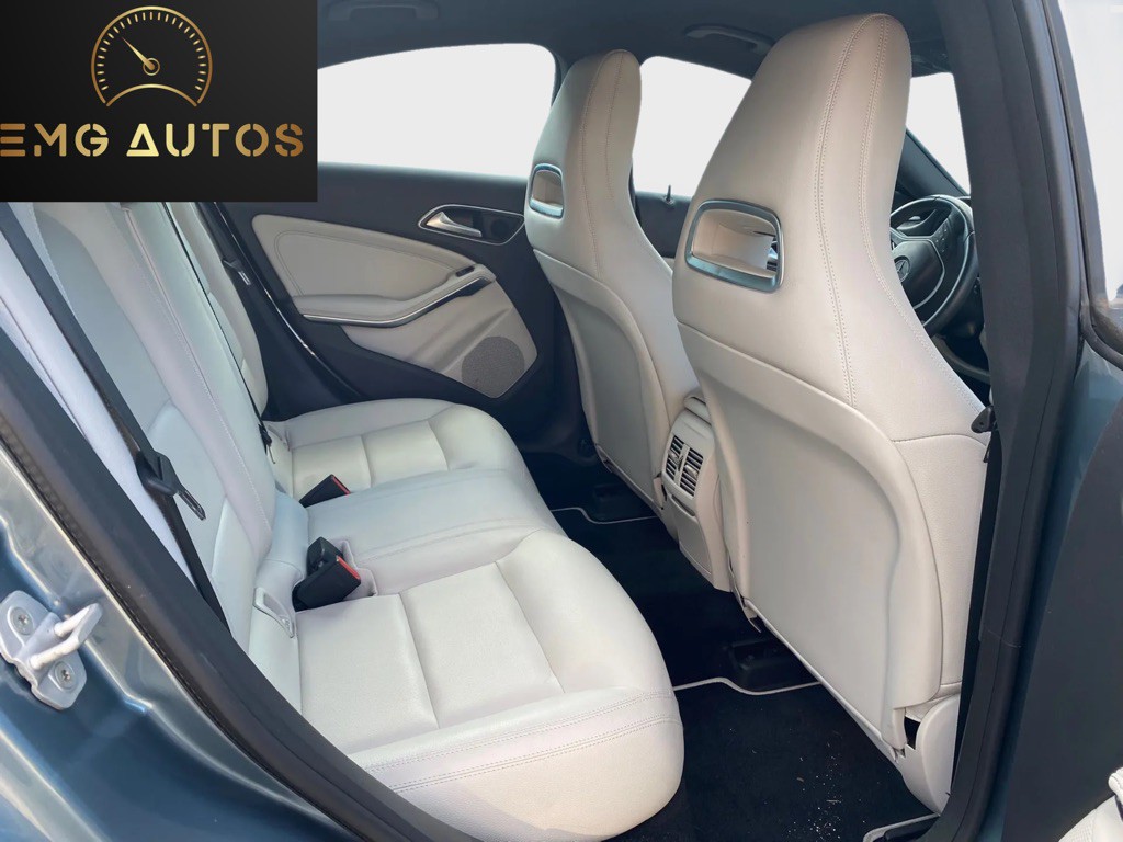 2014 Mercedes-Benz CLA-Class Image 3