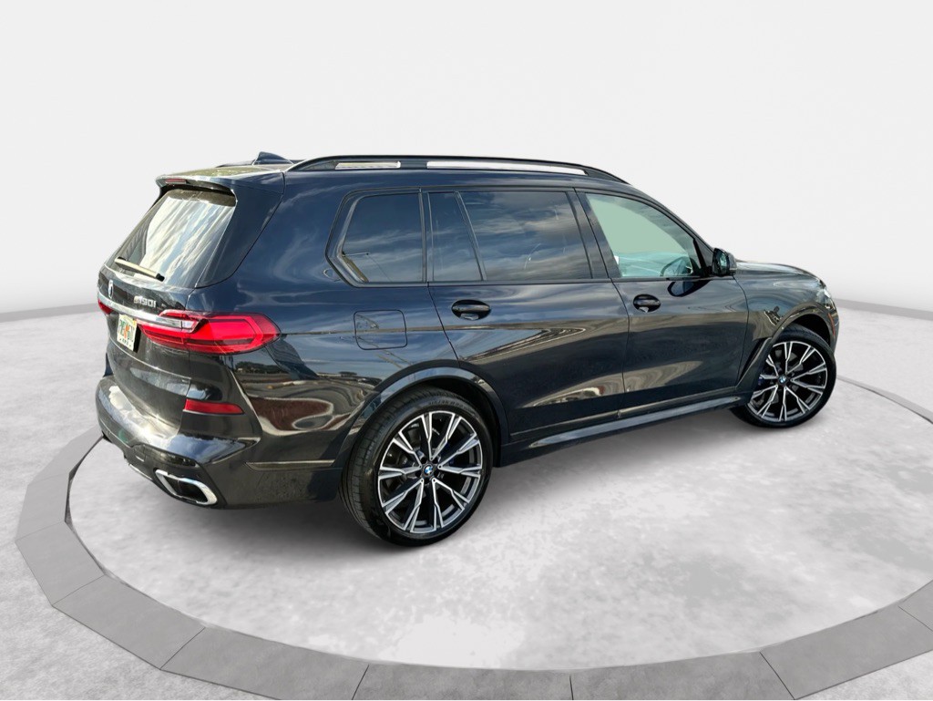 2019 BMW X7 Image 24