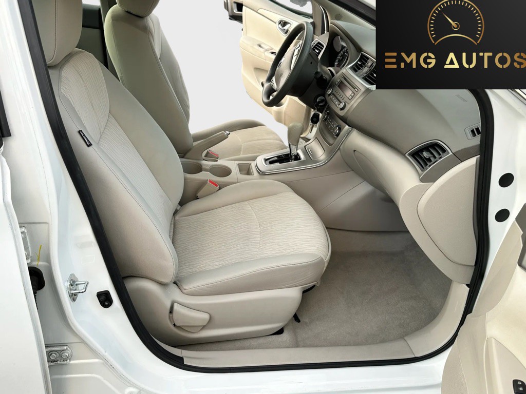2014 Nissan Sentra Image 9