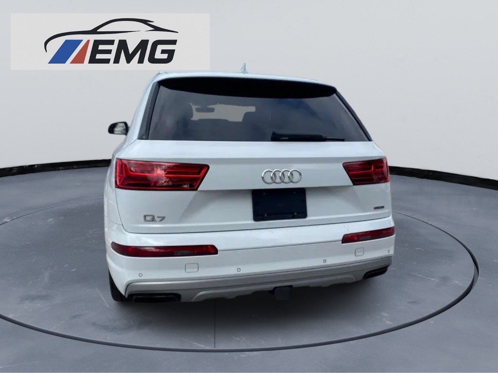 2018 Audi Q7 Image 6