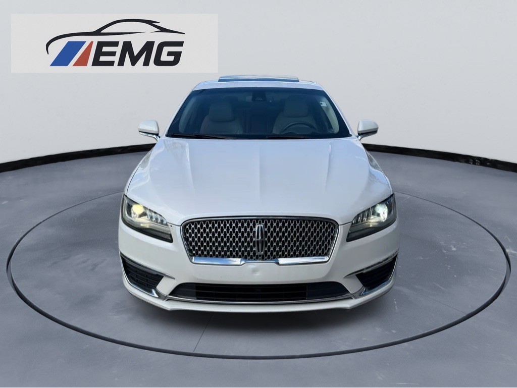 2017 Lincoln MKZ Image 3
