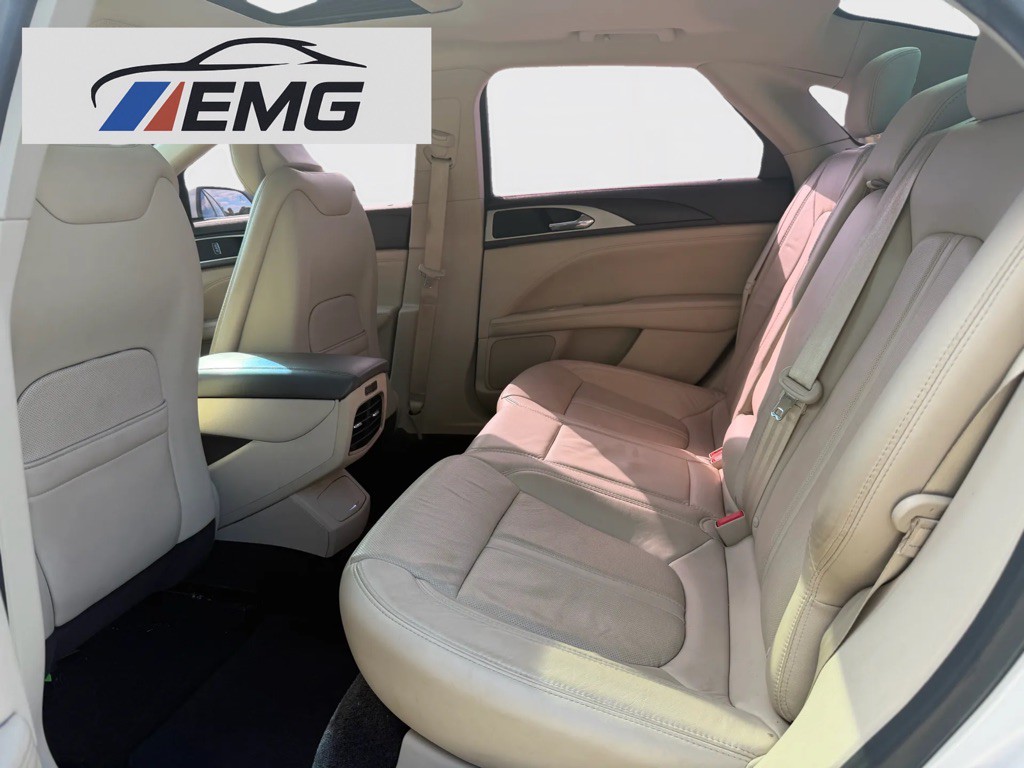 2017 Lincoln MKZ Image 24