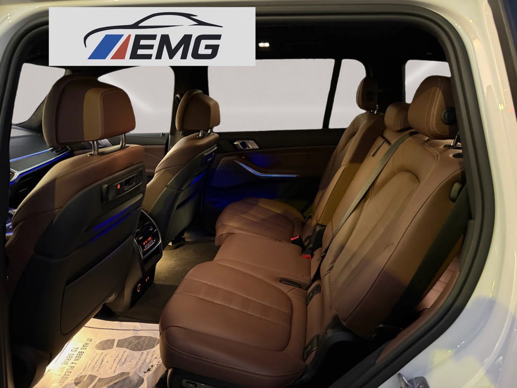 2019 BMW X7 Image 33
