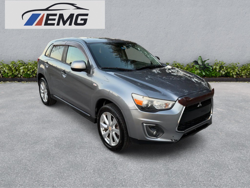 2015 Mitsubishi Outlander Image 1