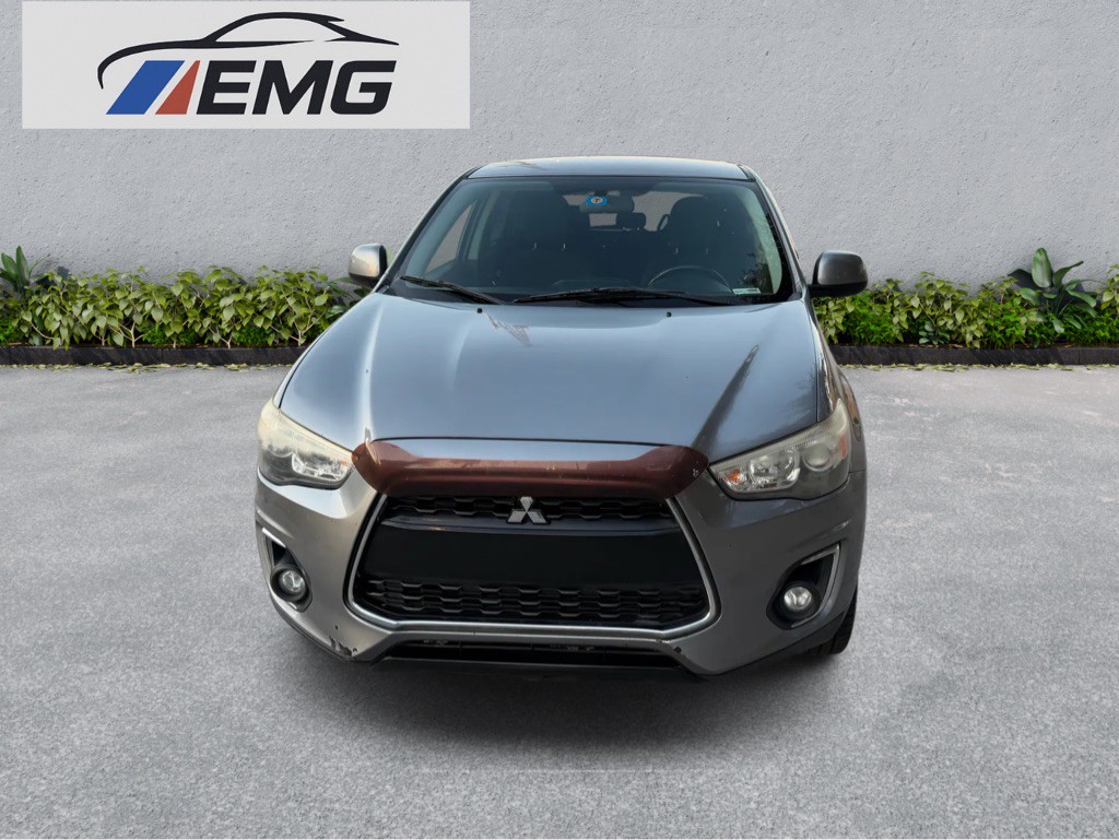 2015 Mitsubishi Outlander Image 4