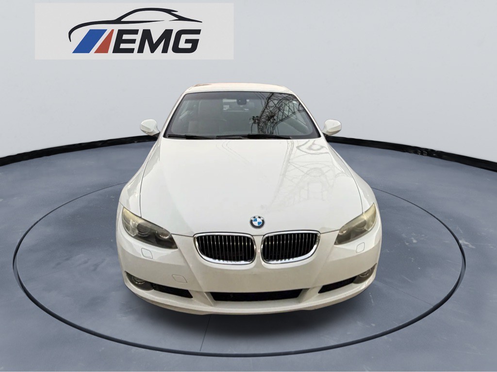 2010 BMW 3 Series Image 9