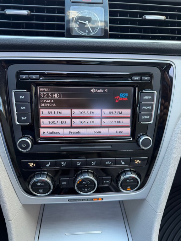 2012 Volkswagen Passat Image 4