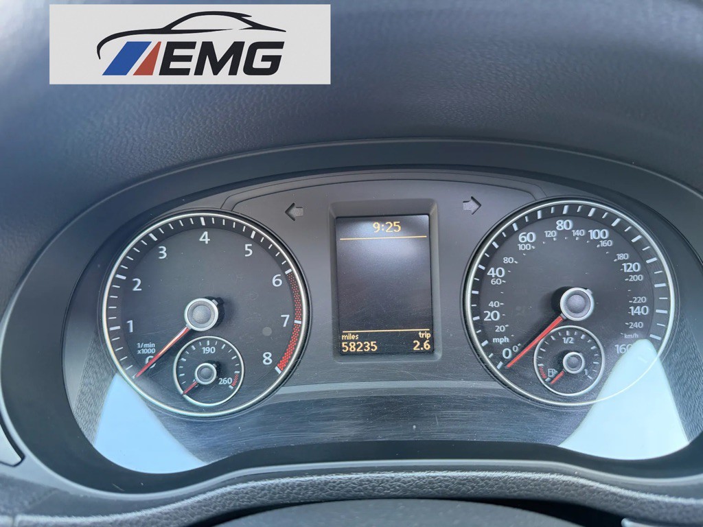 2012 Volkswagen Passat Image 33