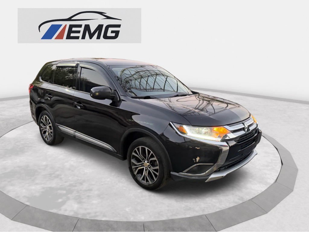 2018 Mitsubishi Outlander Image 1