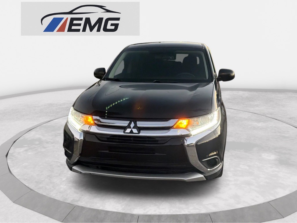 2018 Mitsubishi Outlander Image 13