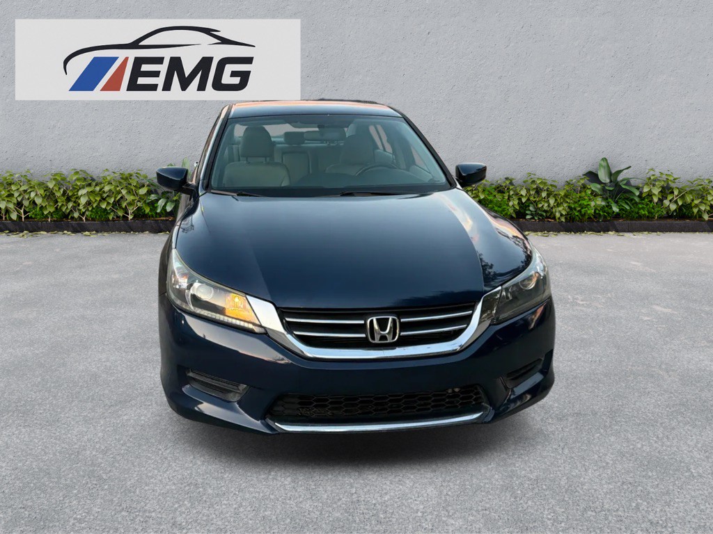 2015 Honda Accord Image 2