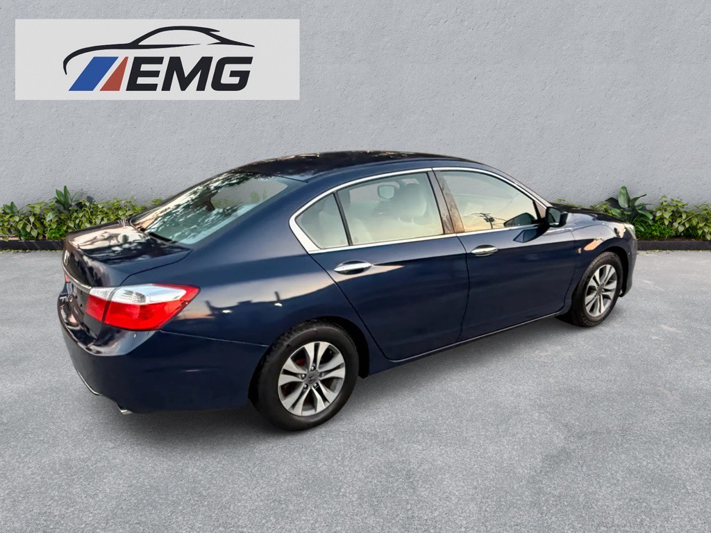 2015 Honda Accord Image 5