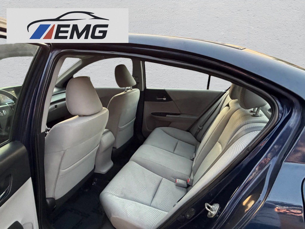 2015 Honda Accord Image 7