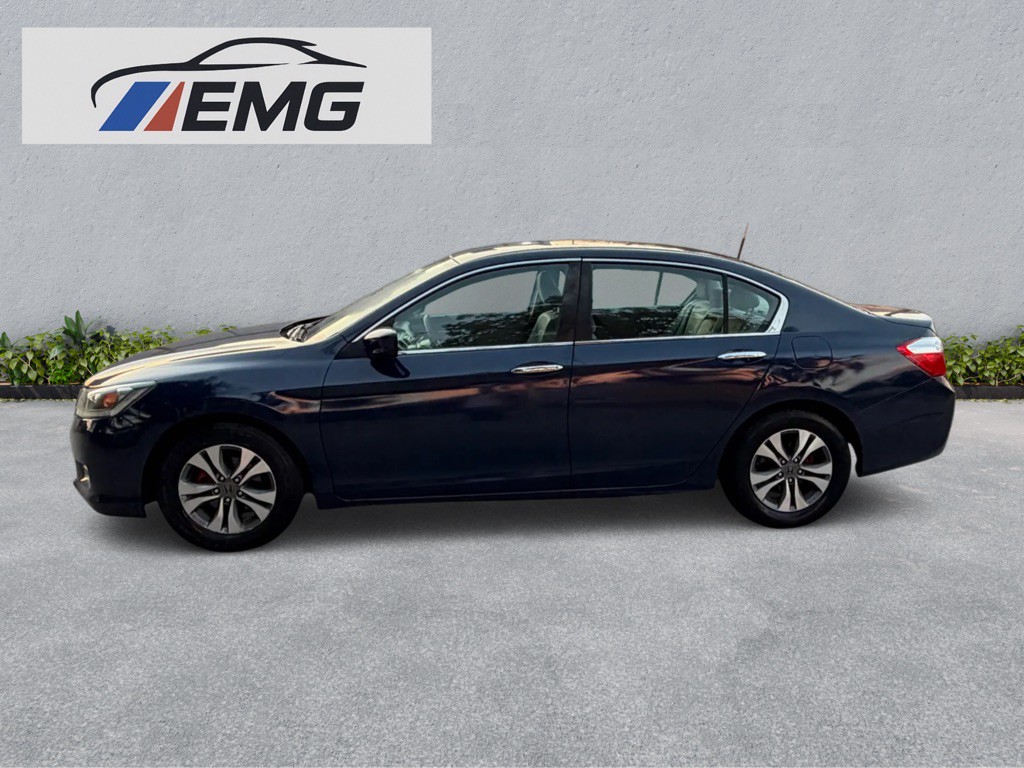 2015 Honda Accord Image 8