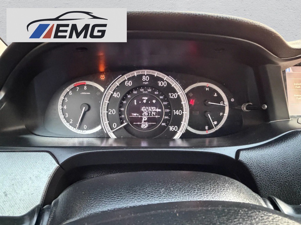 2015 Honda Accord Image 11