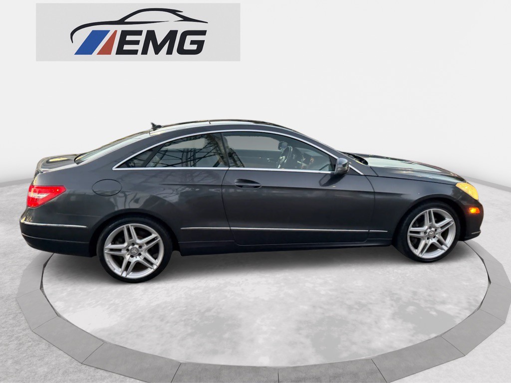 2013 Mercedes-Benz E-Class Image 9
