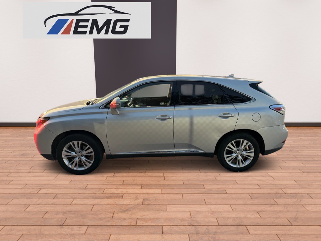 2010 Lexus RX Image 8