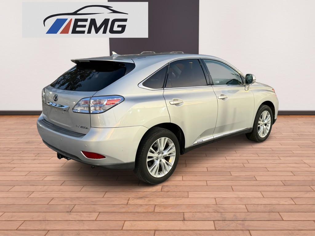 2010 Lexus RX Image 11