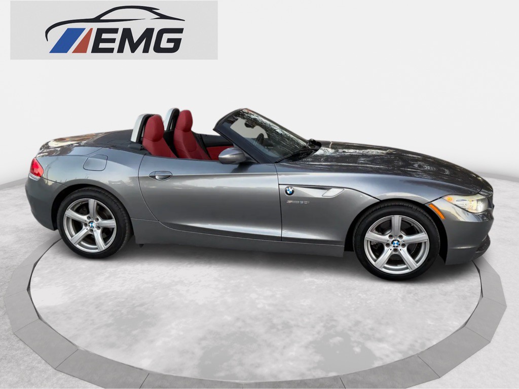 2011 BMW Z4 Image 2