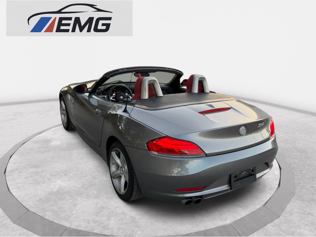 2011 BMW Z4 Image 4