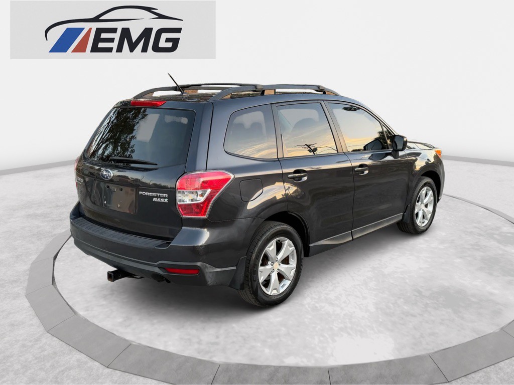 2015 Subaru Forester Image 5