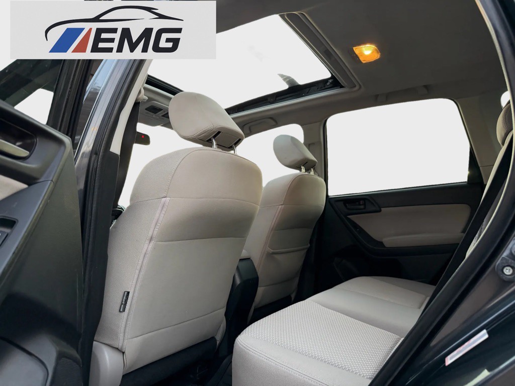 2015 Subaru Forester Image 8