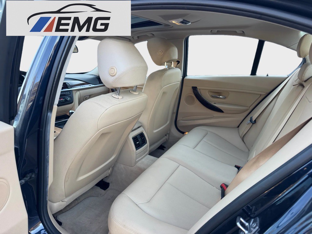 2015 BMW 3 Series Image 8