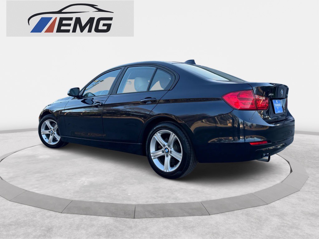 2015 BMW 3 Series Image 13
