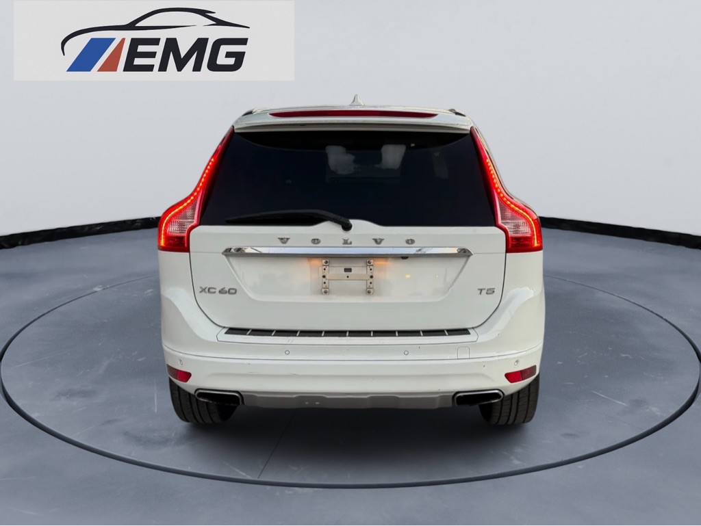 2016 Volvo XC60 Image 9
