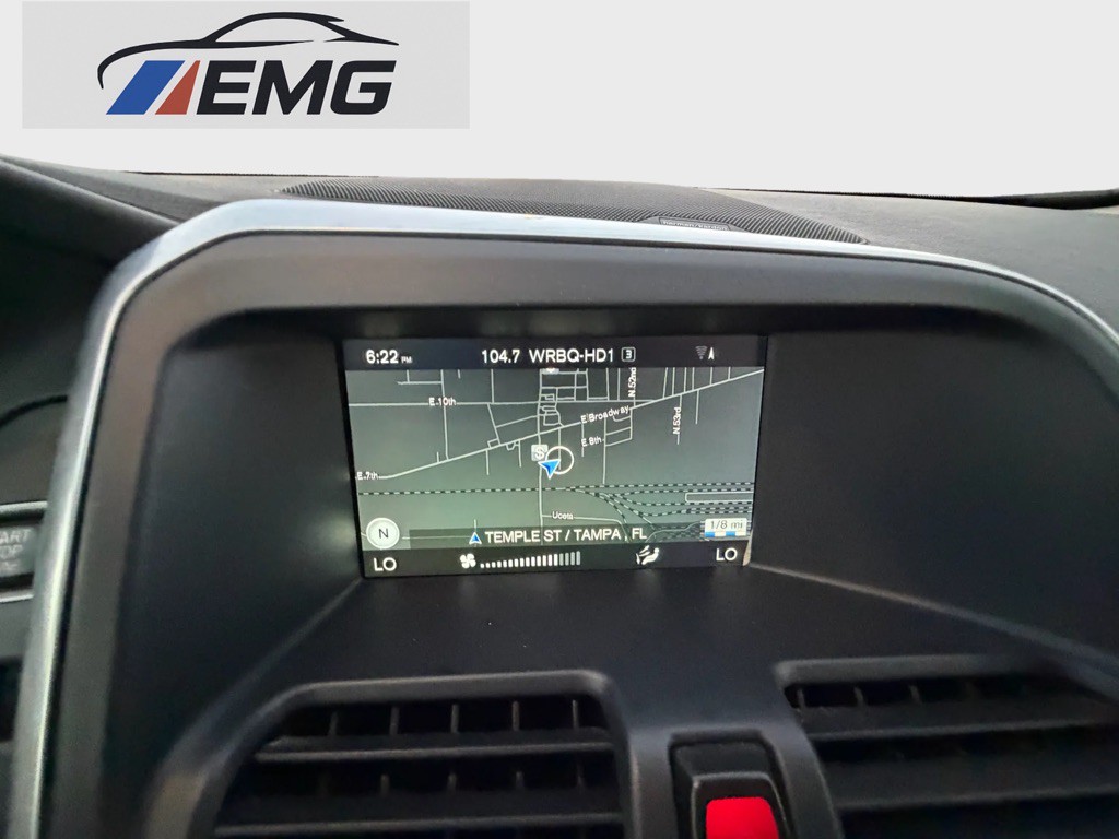 2016 Volvo XC60 Image 13