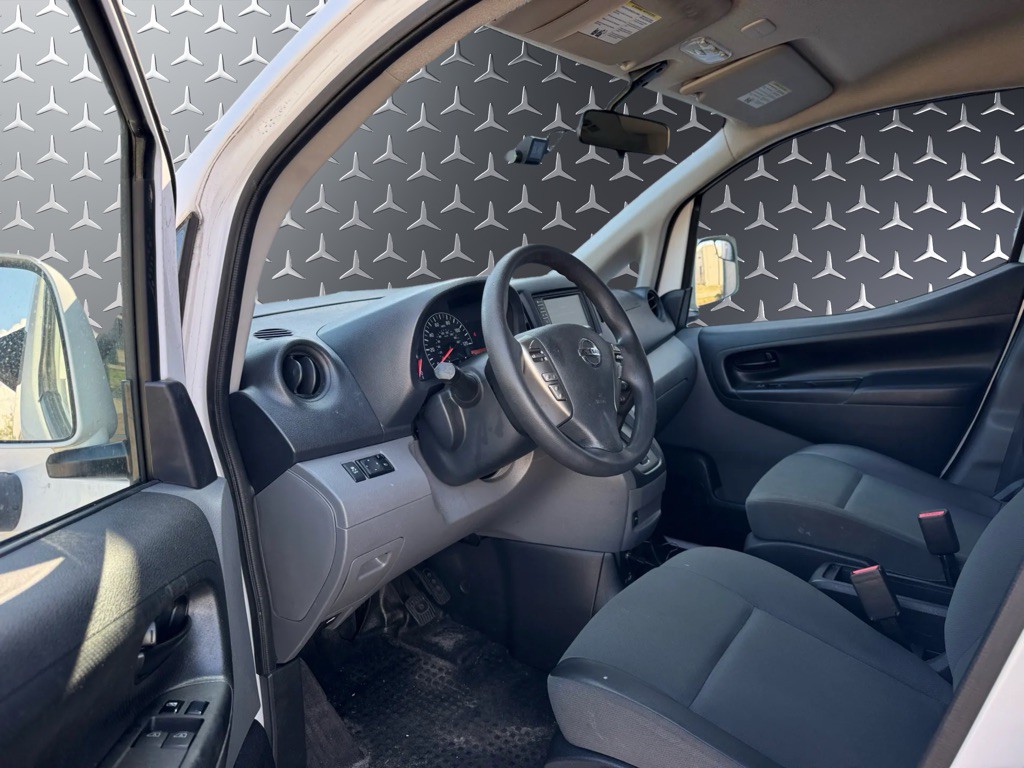2020 Nissan NV200 Image 9